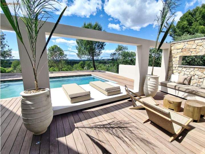 Travaux de création de pool house en bois Montpellier